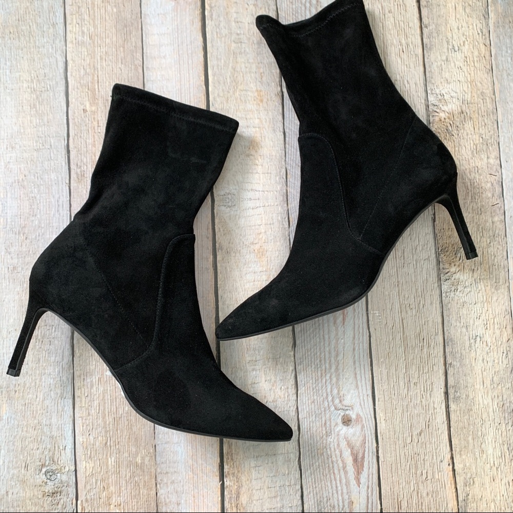 Stuart Weitzman Black Suede Cling Booties Ankle boots size 11